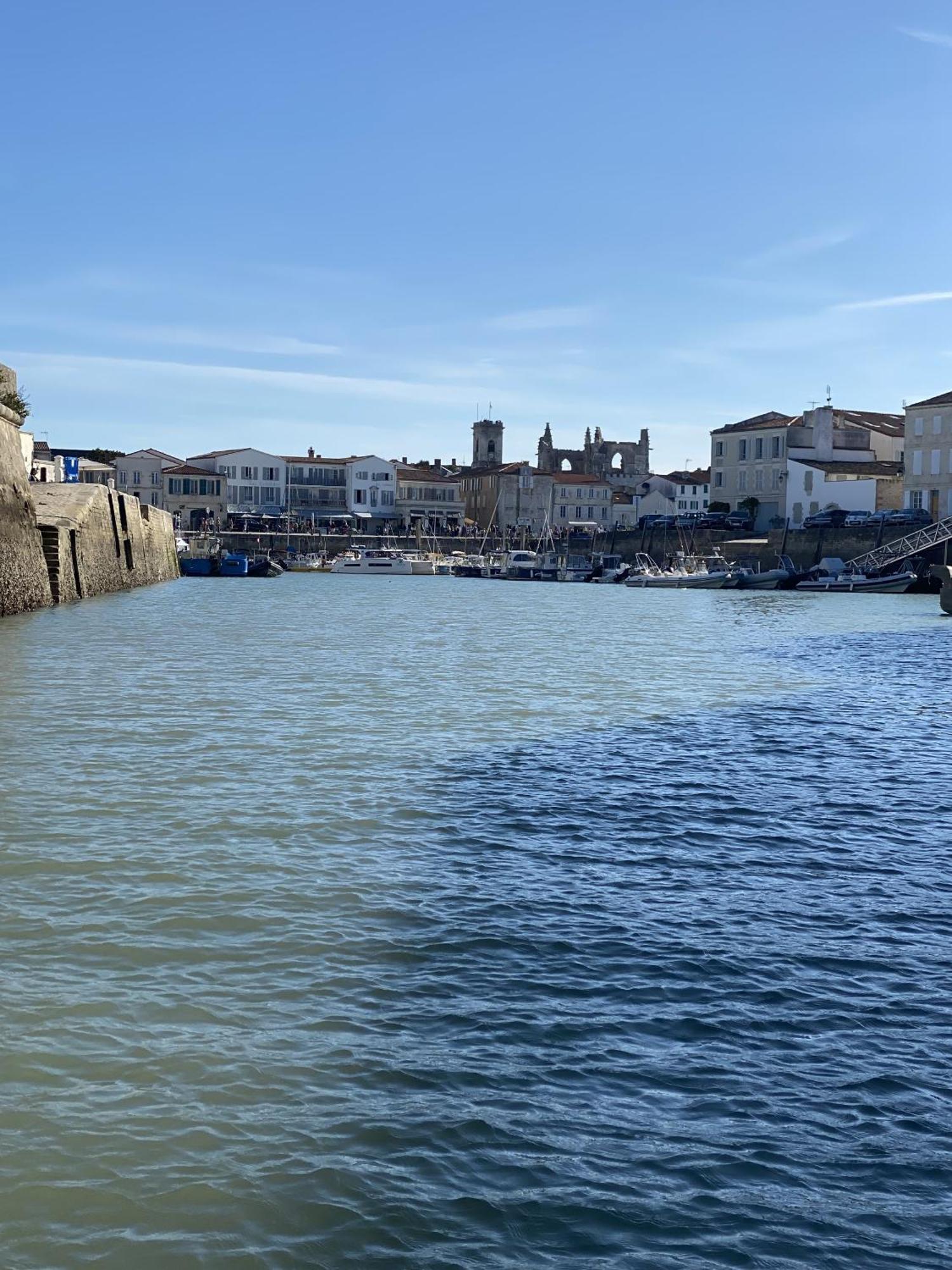 Les Remparts Apartment Saint-Martin-de-Re Luaran gambar