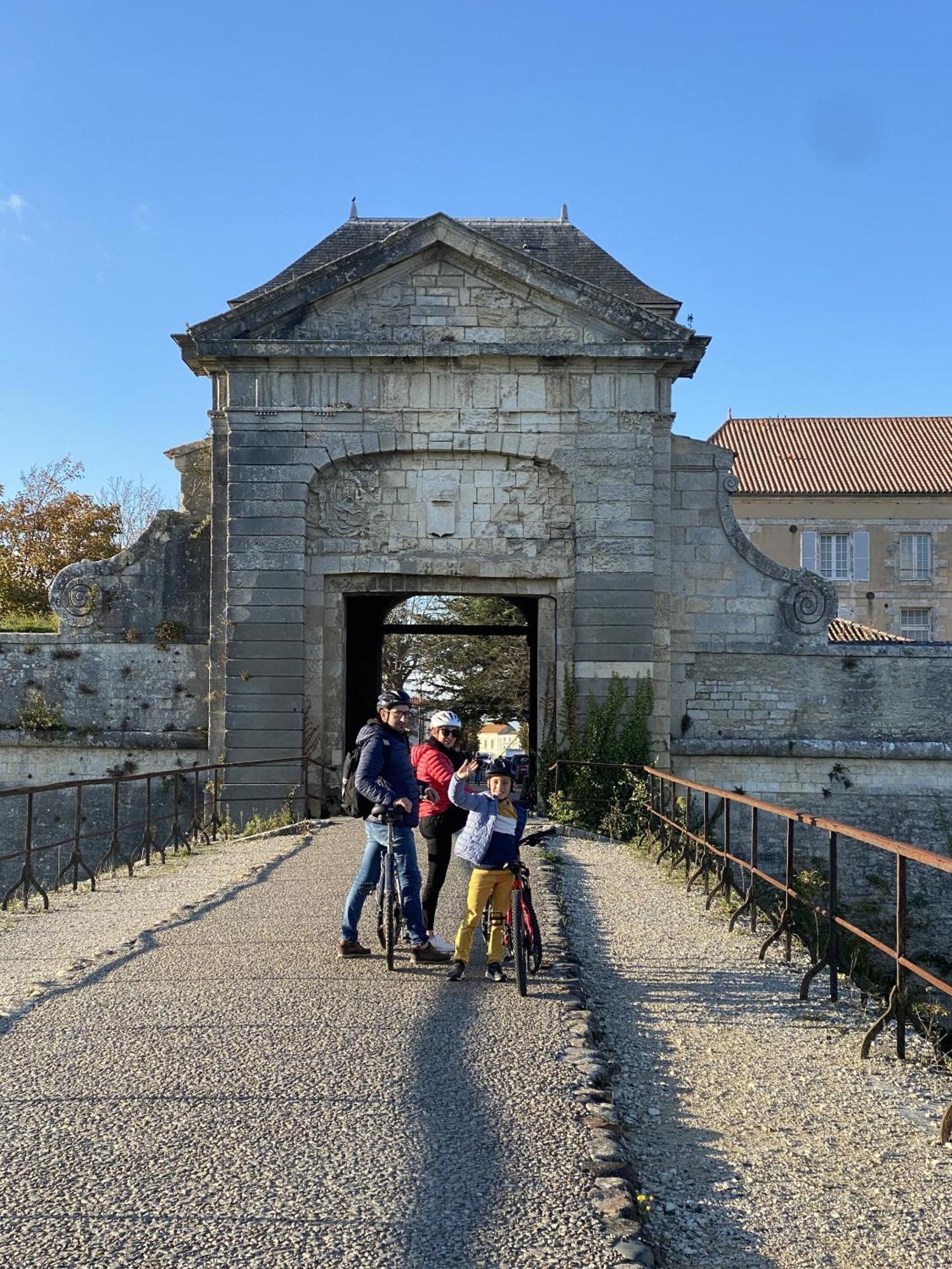 Les Remparts Apartment Saint-Martin-de-Re Luaran gambar
